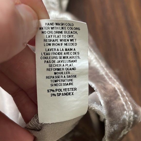 Velvet Sleeveless Top Large - Picture 5 of 5